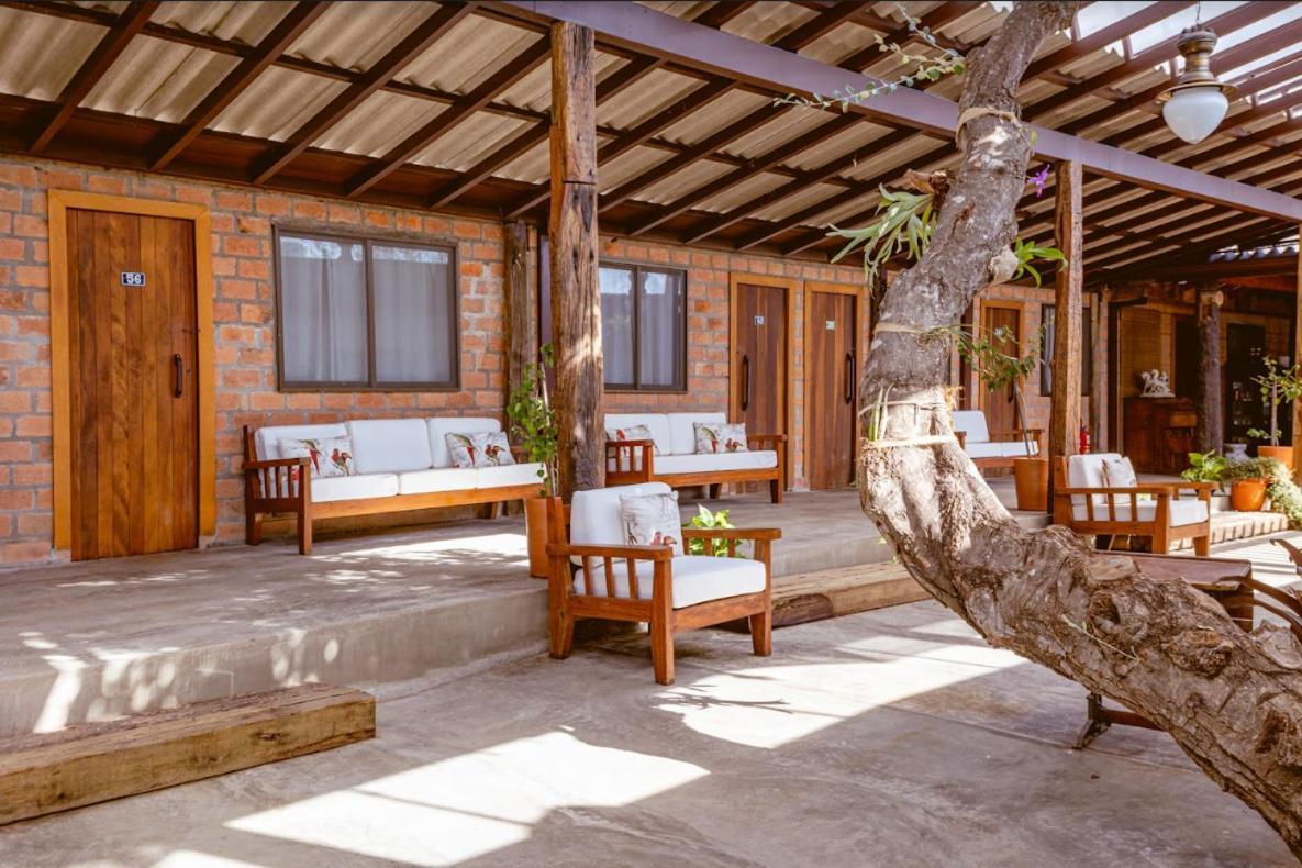 Pousada Sia Mariana Barão de Melgaço Exterior foto